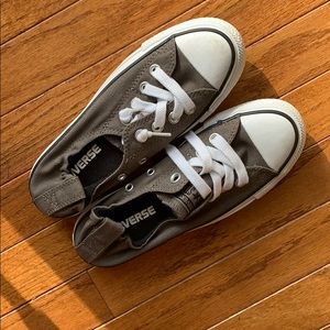 NWT Converse All Star - size 5